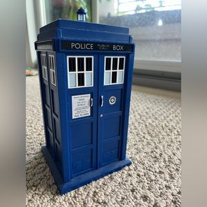 TARDIS Bluetooth speaker